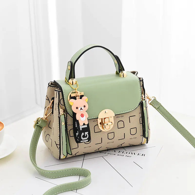 Fashionable Women's Handbag and Shoulder Bag