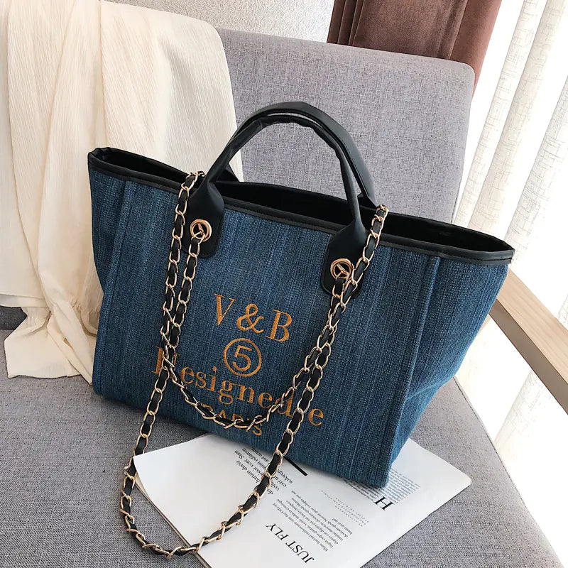 Canvas Tote Bag - Fashionable Shoulder Bag for Travel